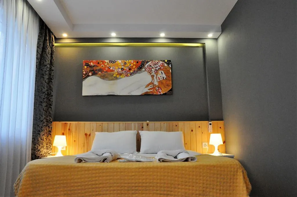Rodin Suites Стамбул 5*,